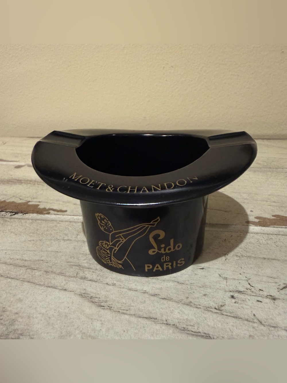 MOET & CHANDON Lido de Paris Vintage Plastic Top Hat Ashtray Barware